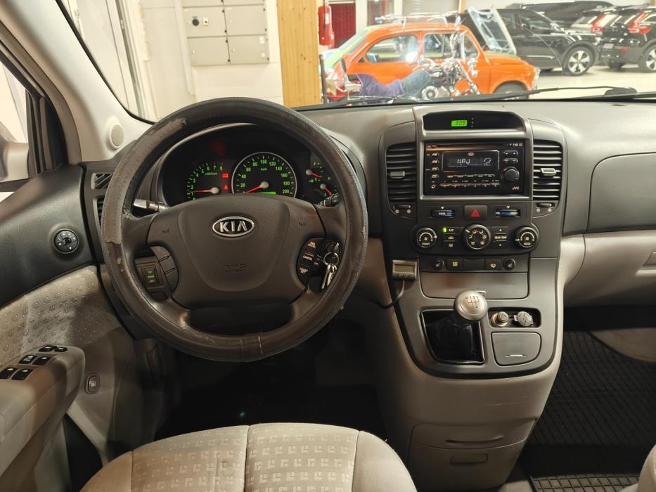 KIA Carnival 2008