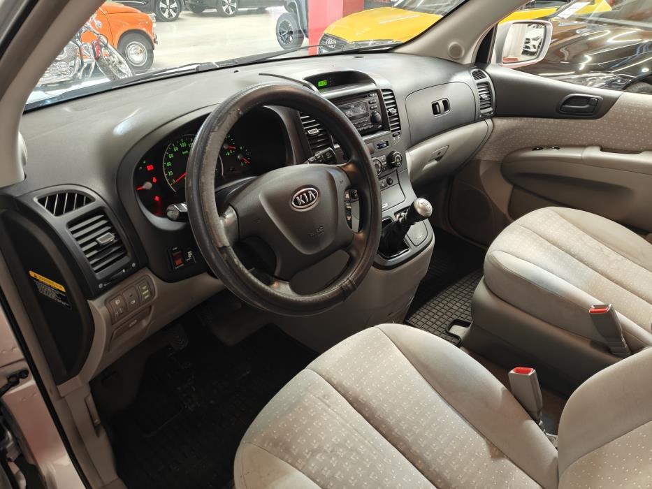 KIA Carnival 2008