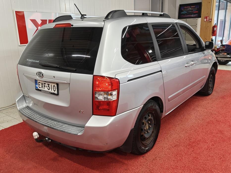 KIA Carnival 2008