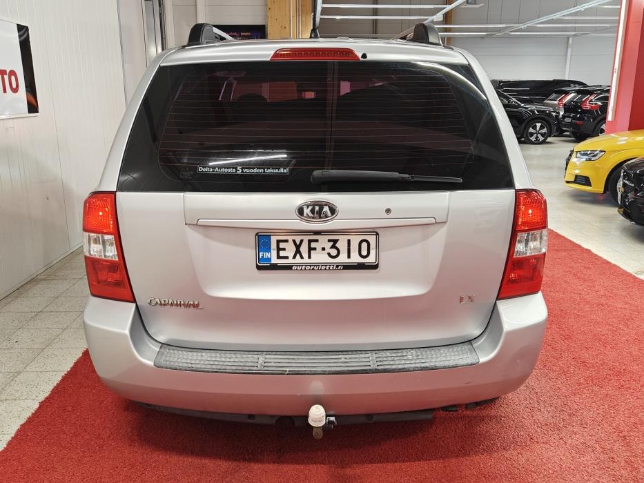 KIA Carnival 2008