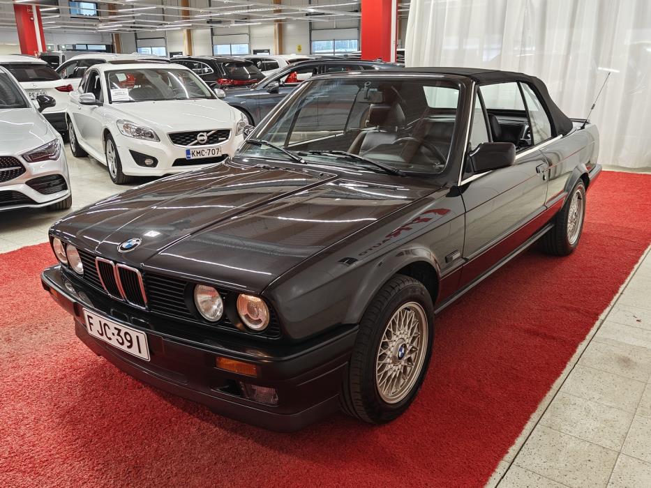 BMW 320 1991