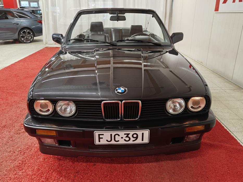 BMW 320 1991