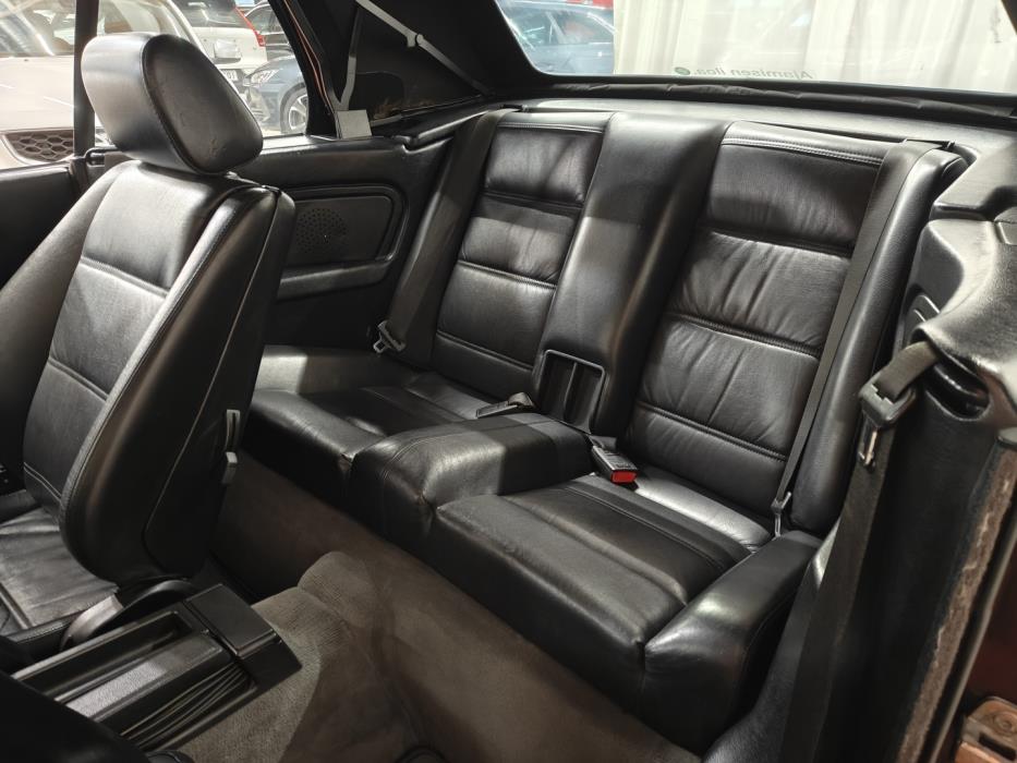 BMW 320 1991