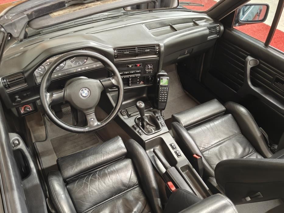 BMW 320 1991