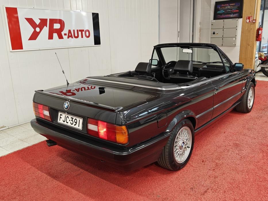 BMW 320 1991