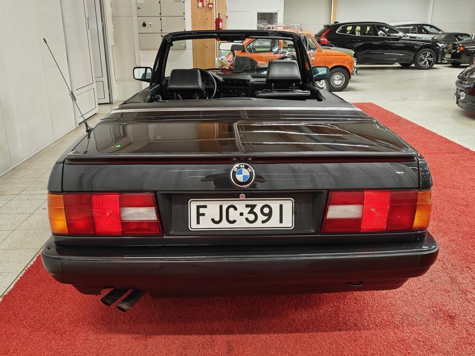 BMW 320 1991
