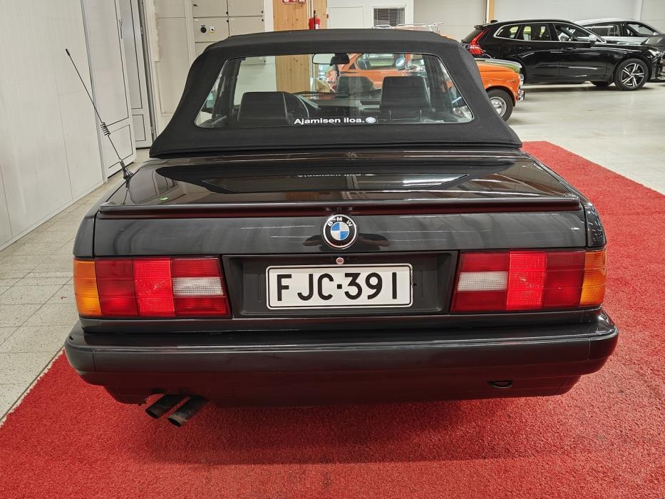 BMW 320 1991