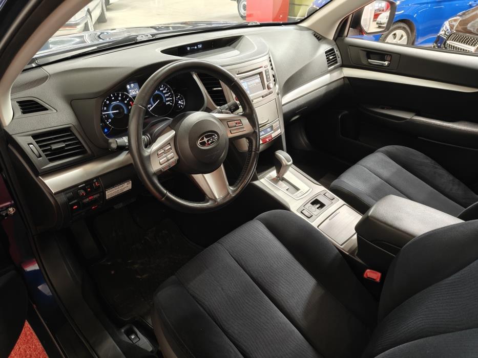 SUBARU Legacy 2013
