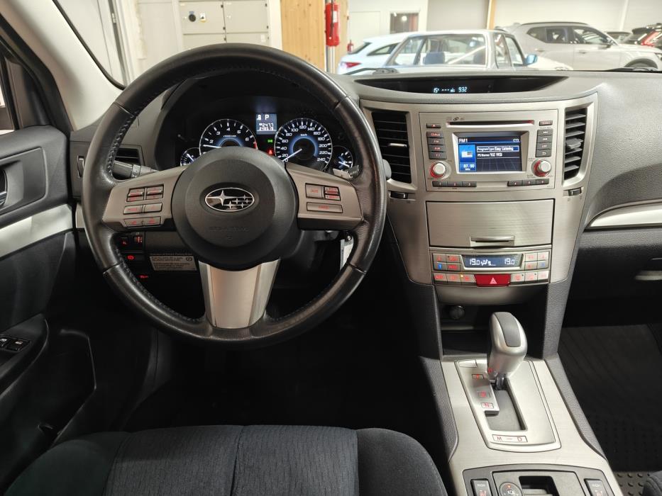SUBARU Legacy 2013