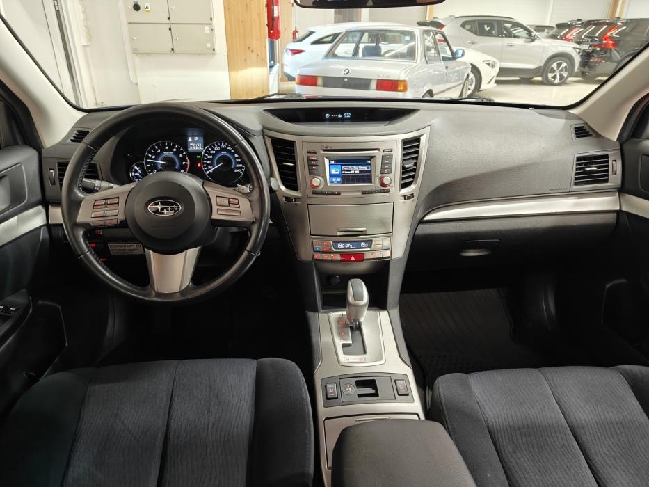 SUBARU Legacy 2013