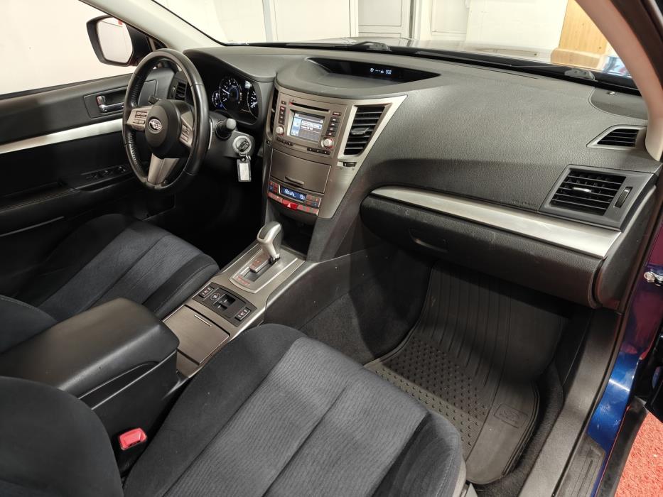 SUBARU Legacy 2013