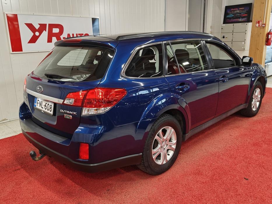 SUBARU Legacy 2013