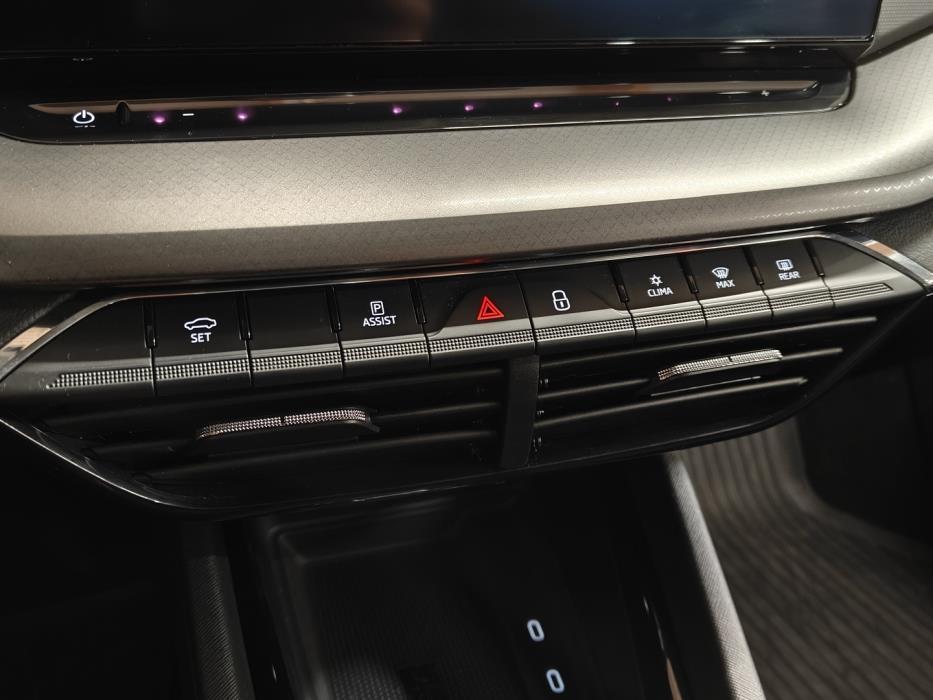 SKODA Octavia 2023