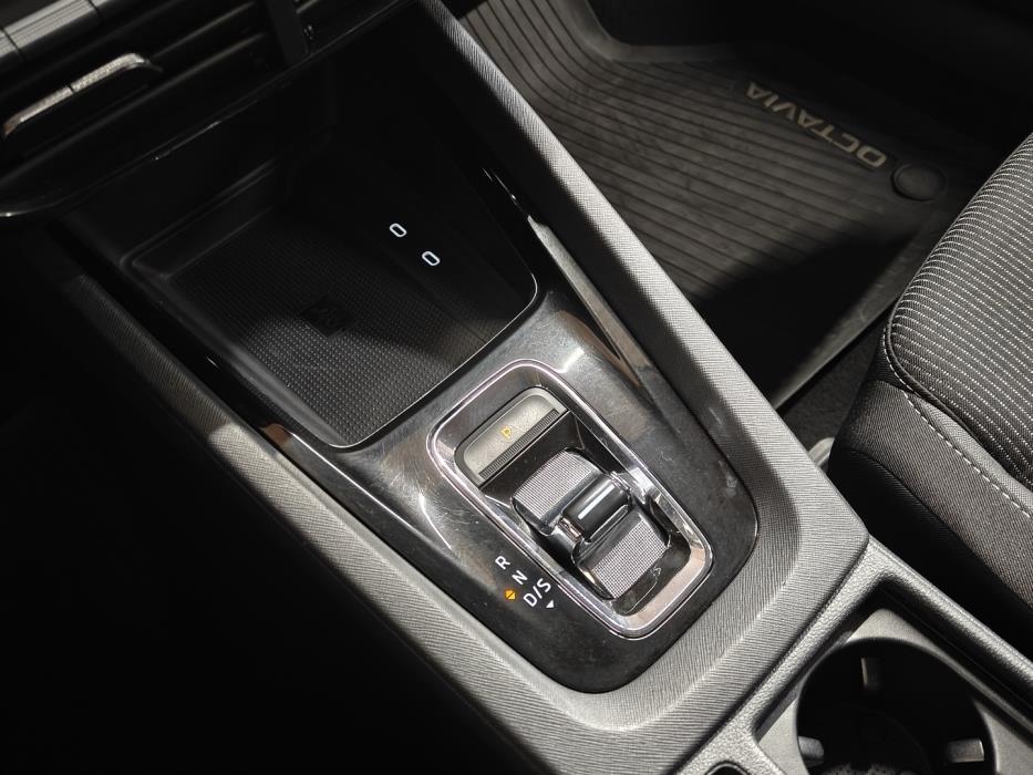 SKODA Octavia 2023