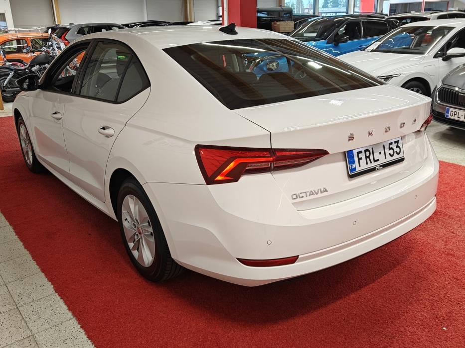 SKODA Octavia 2023