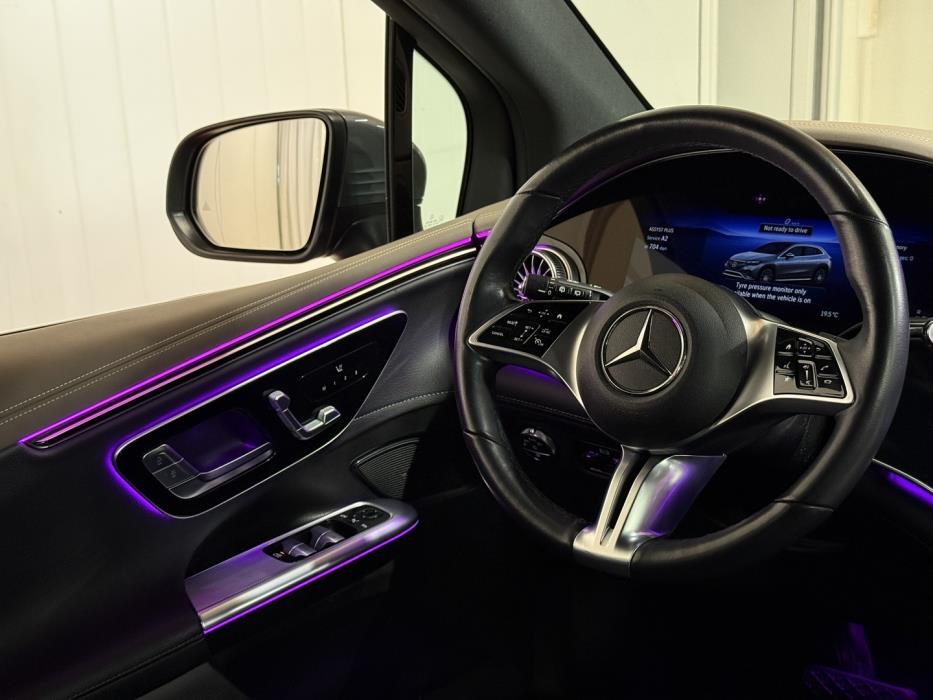 MERCEDES-BENZ EQE SUV 2023