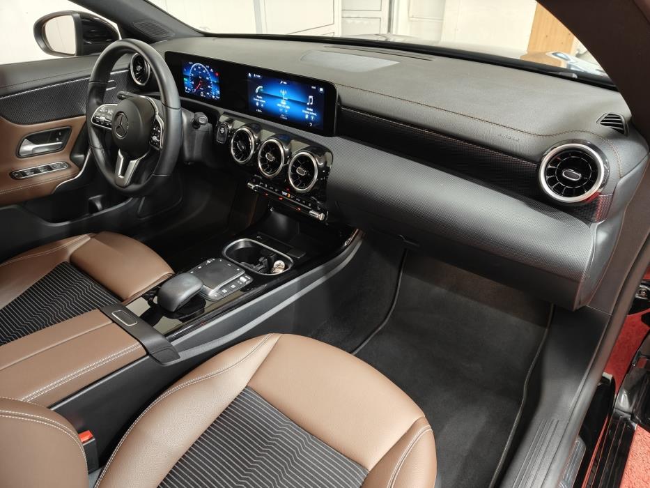 MERCEDES-BENZ CLA 2023