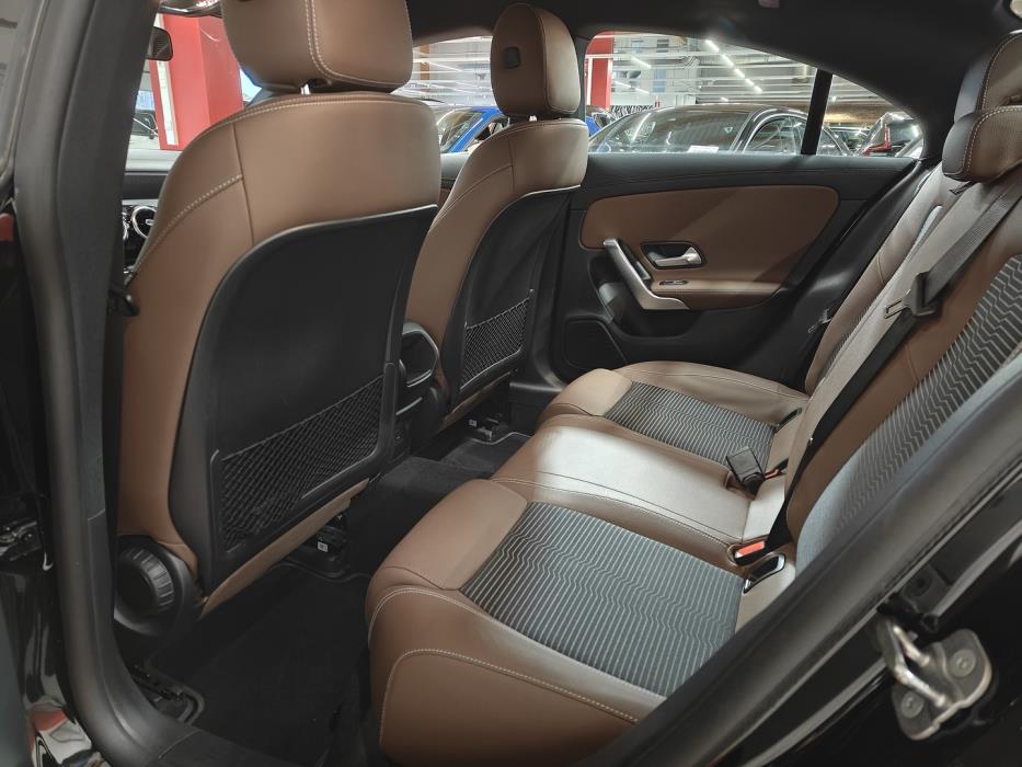 MERCEDES-BENZ CLA 2023