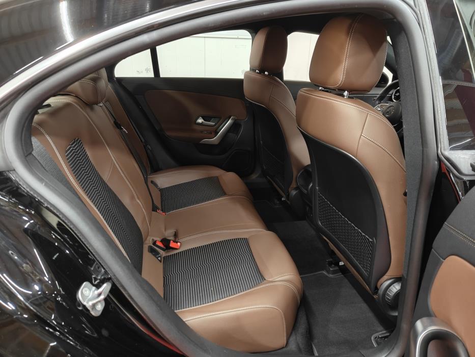 MERCEDES-BENZ CLA 2023