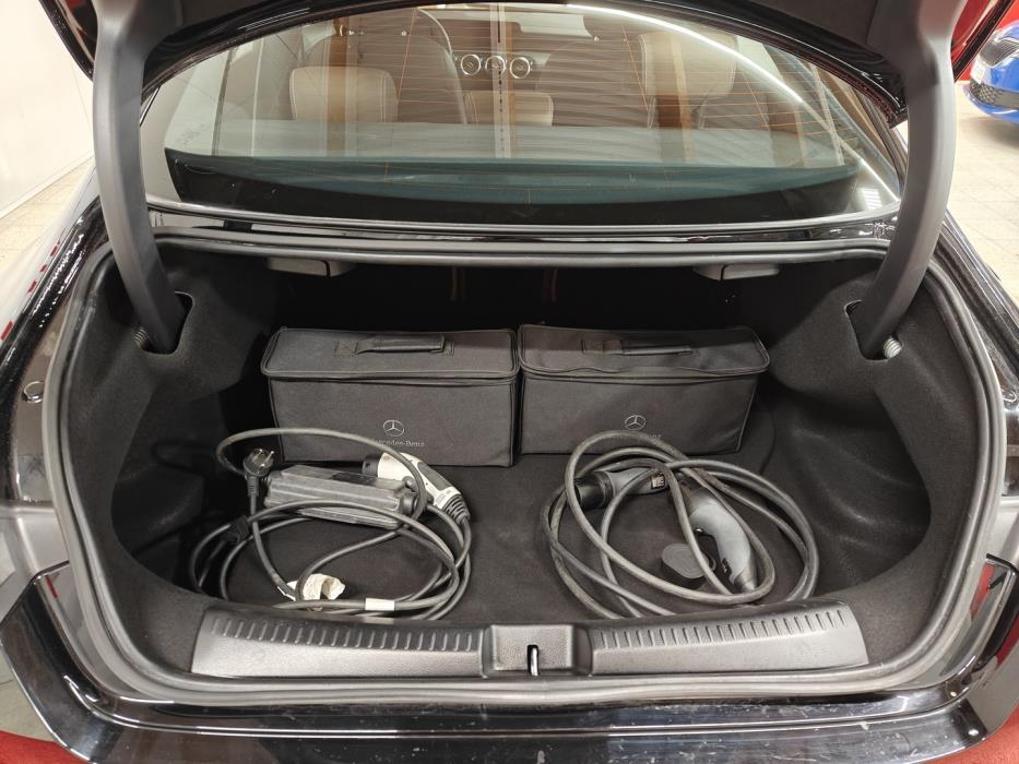 MERCEDES-BENZ CLA 2023