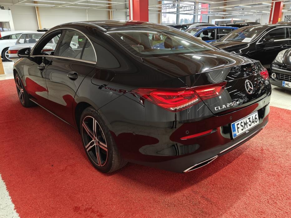 MERCEDES-BENZ CLA 2023