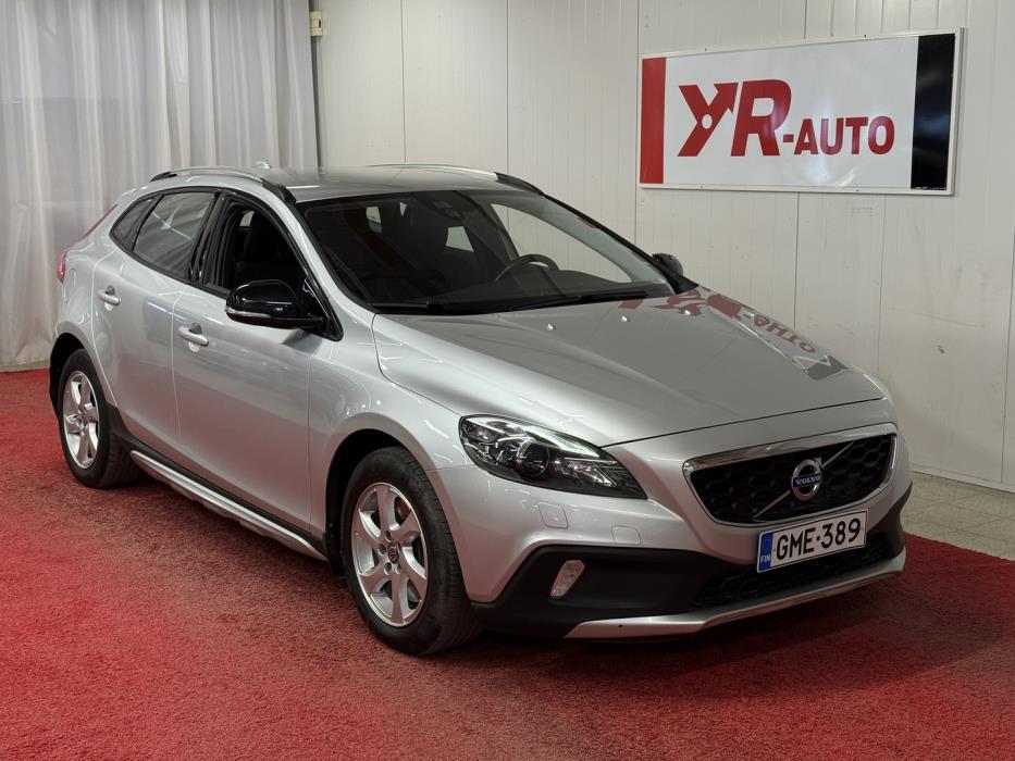 VOLVO V40 Cross Country 2016