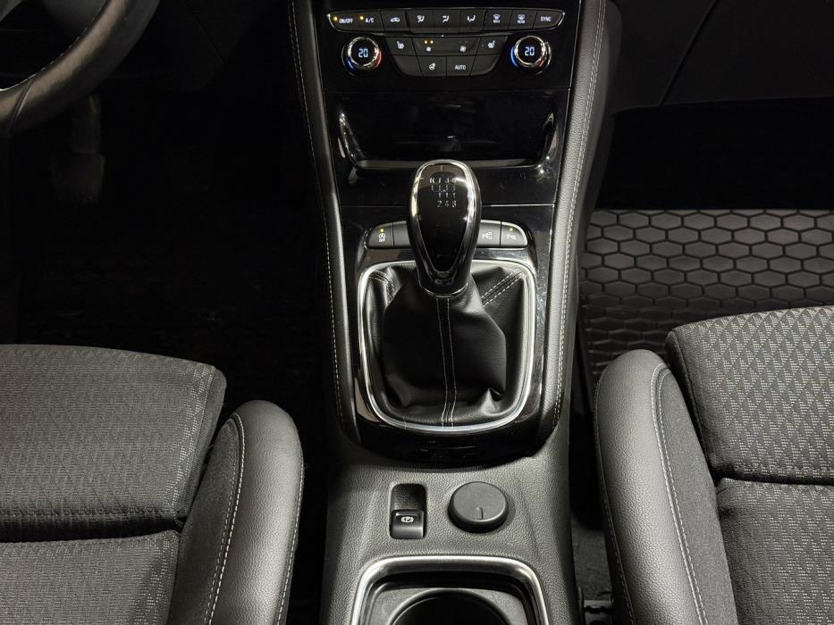 OPEL Astra 2016