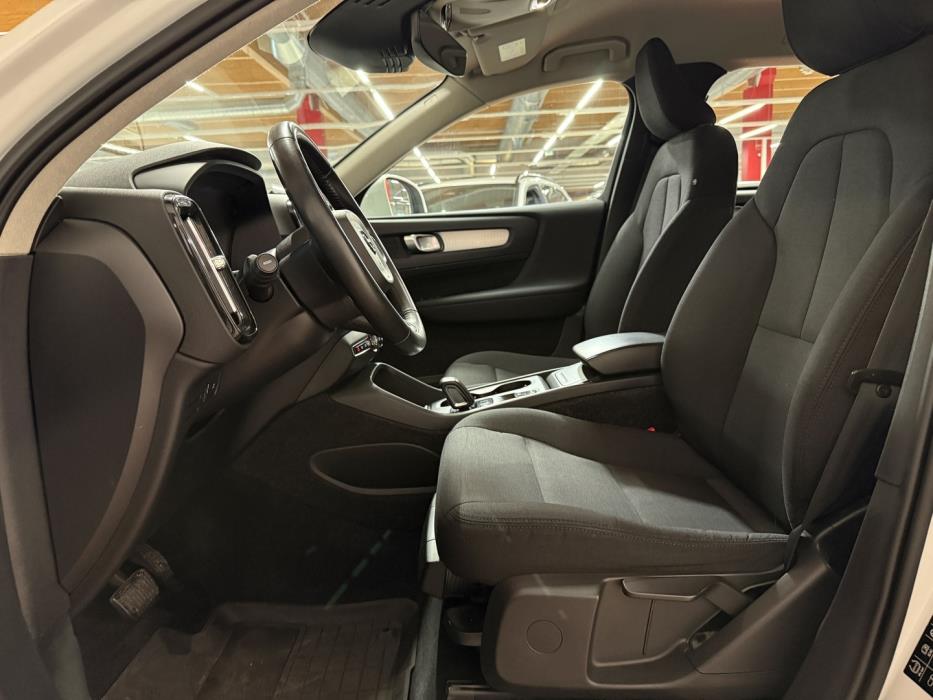 VOLVO XC40 2018