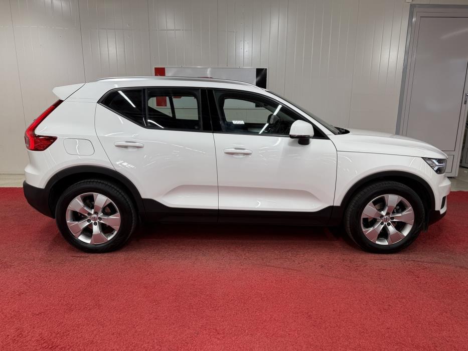 VOLVO XC40 2018