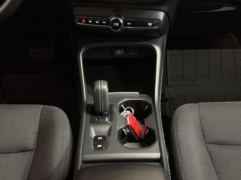 VOLVO XC40 2018