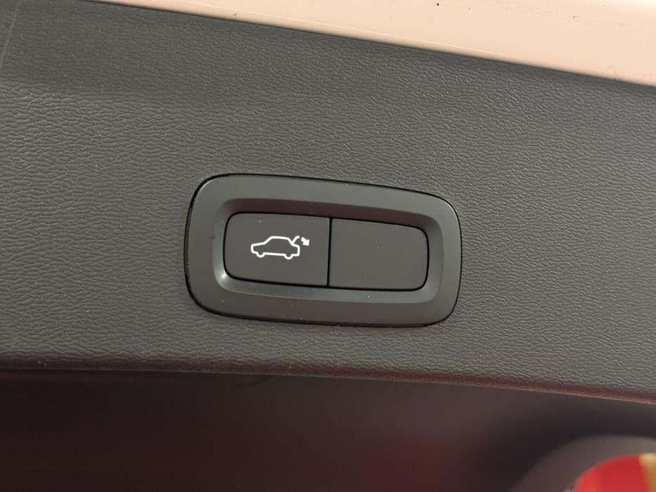 VOLVO XC40 2018