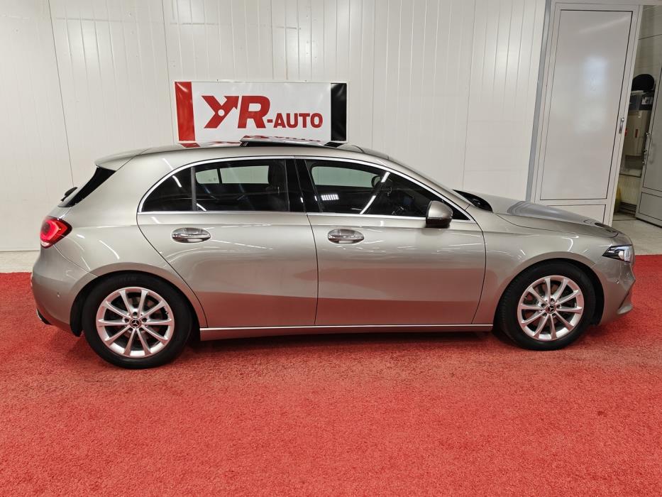 MERCEDES-BENZ A 2019