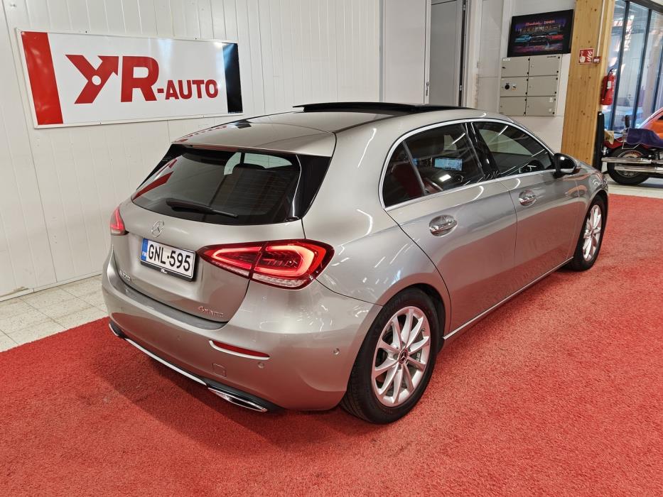 MERCEDES-BENZ A 2019