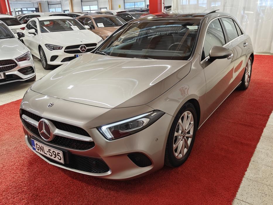 MERCEDES-BENZ A 2019