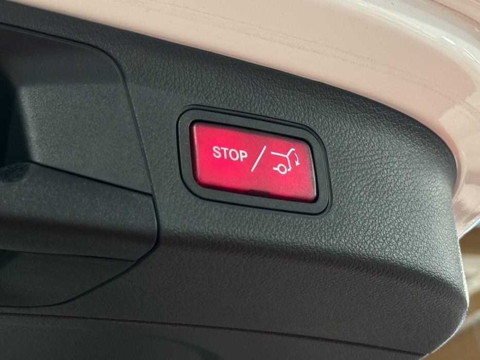 MERCEDES-BENZ GLA 2022