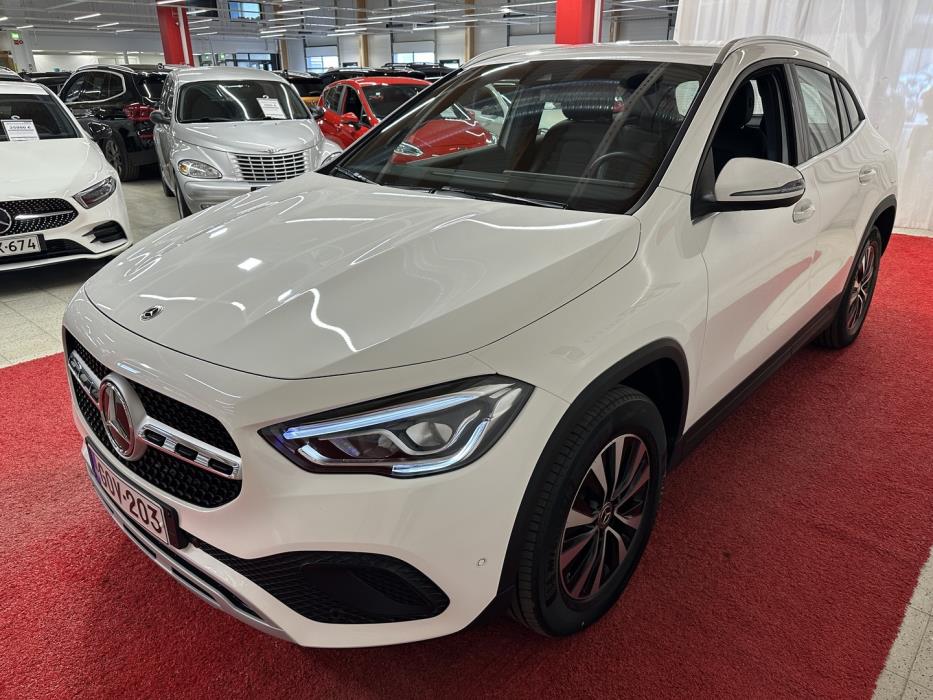 MERCEDES-BENZ GLA 2022