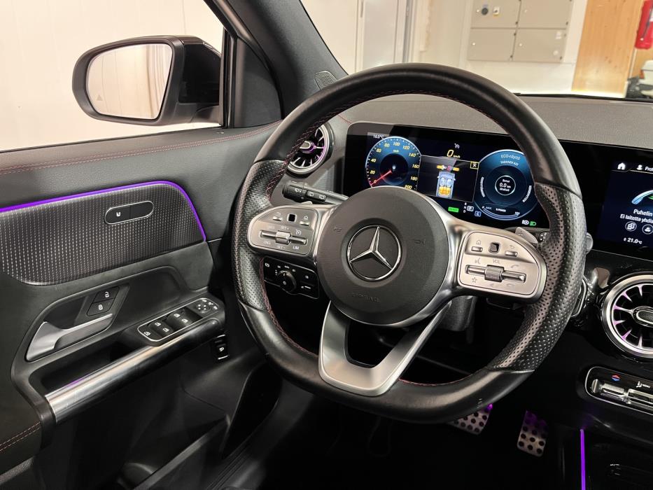 MERCEDES-BENZ EQA 2021