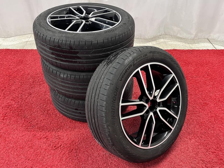 MERCEDES-BENZ EQA 2021