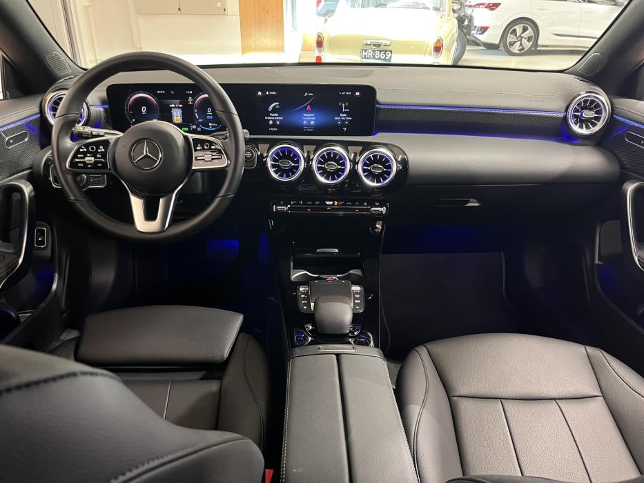 MERCEDES-BENZ CLA 2022