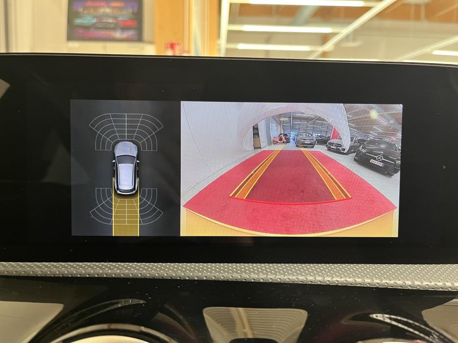 MERCEDES-BENZ CLA 2022