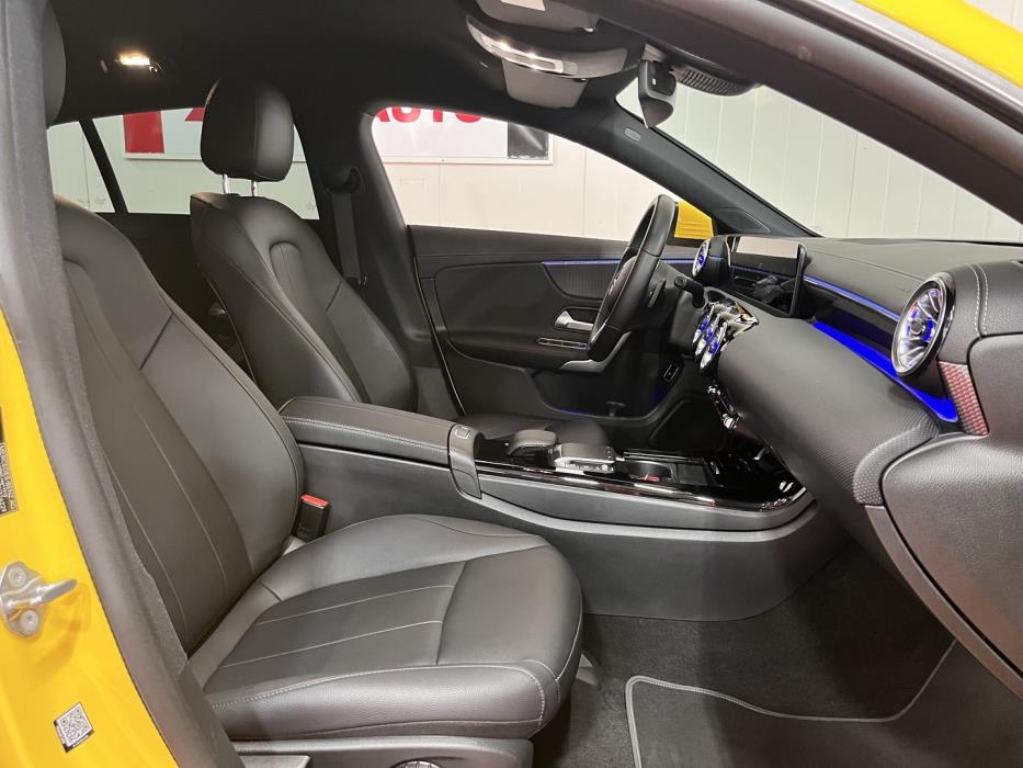 MERCEDES-BENZ CLA 2022