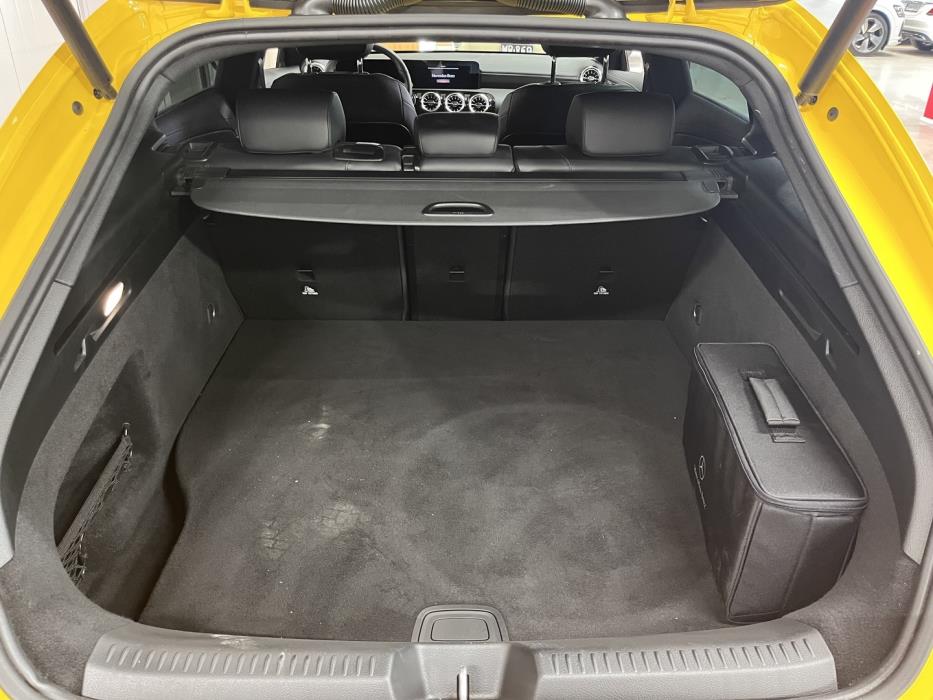 MERCEDES-BENZ CLA 2022