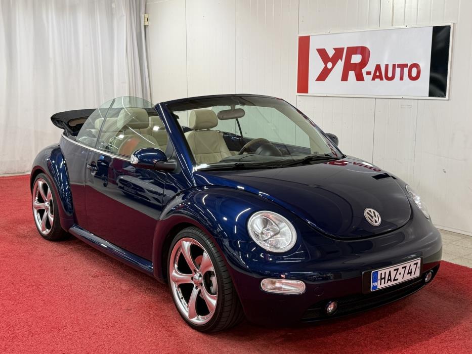 VOLKSWAGEN New Beetle 2004