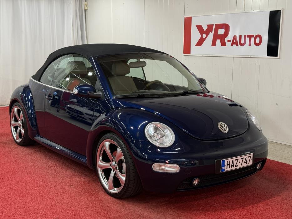 VOLKSWAGEN New Beetle 2004
