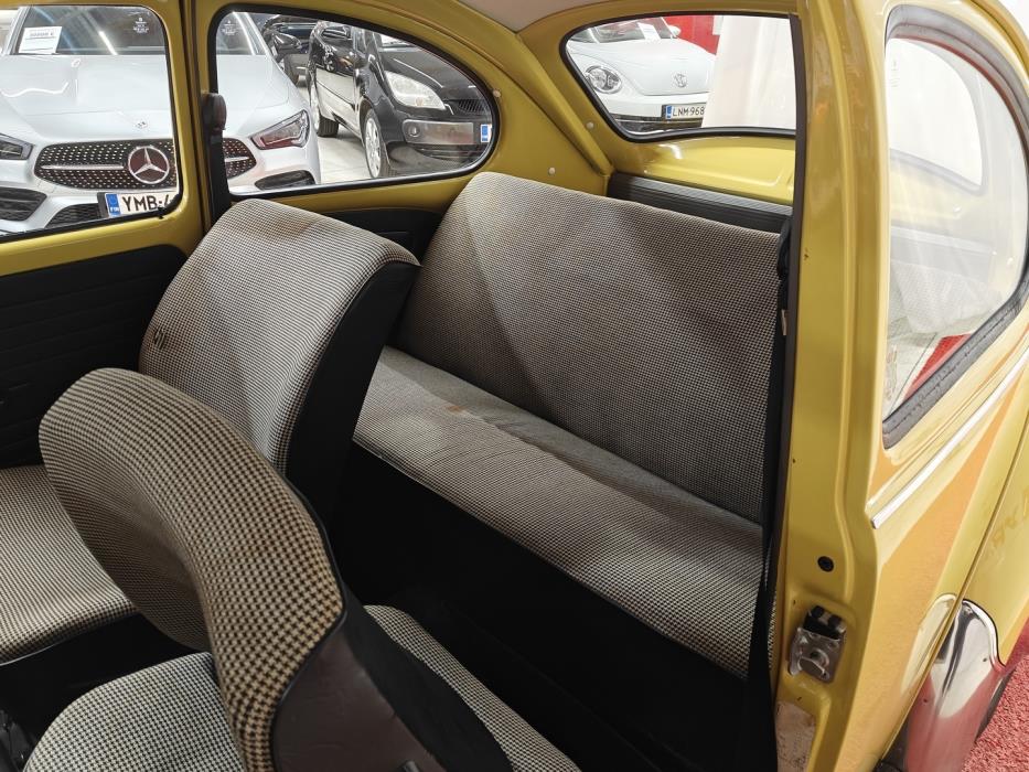 VOLKSWAGEN KUPLA 1973