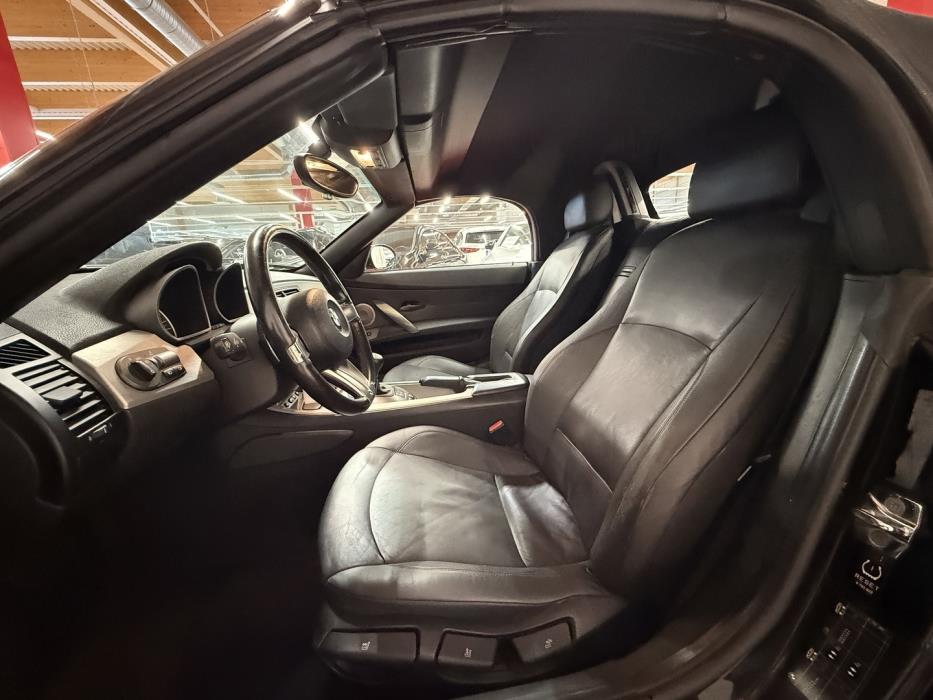 BMW Z4 2003
