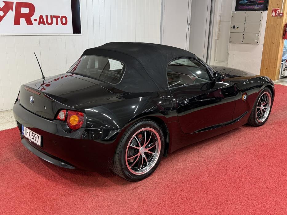 BMW Z4 2003