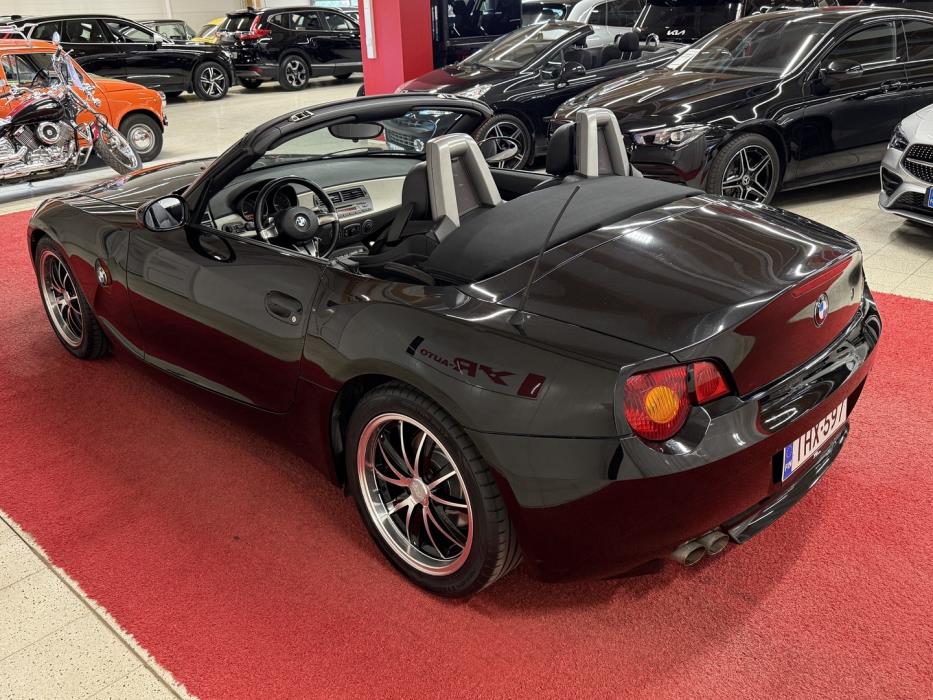BMW Z4 2003
