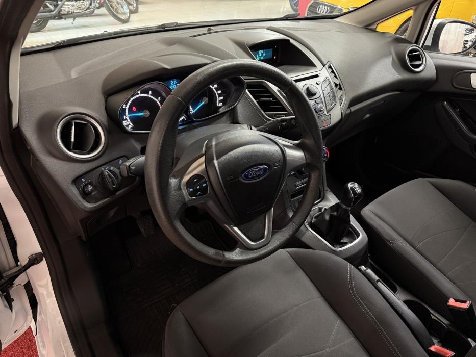 FORD Fiesta 2014