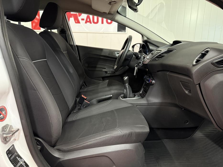 FORD Fiesta 2014